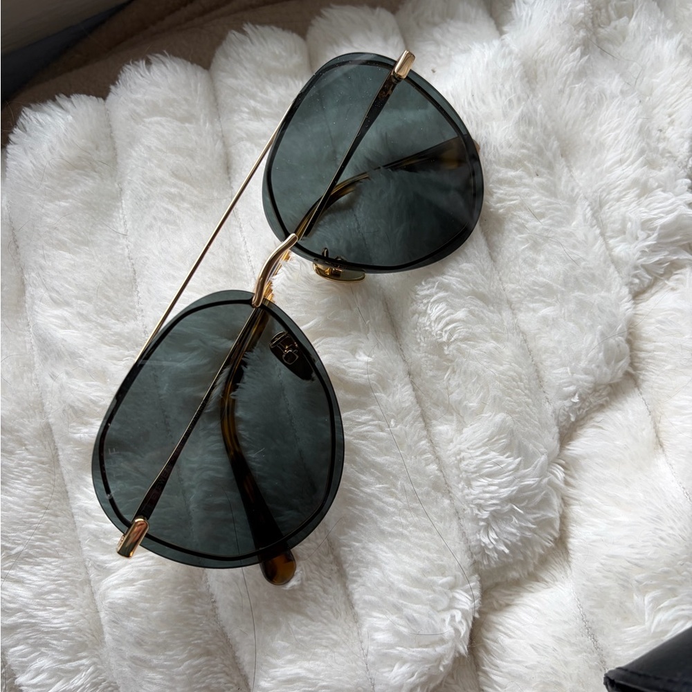 NWOT Diff Aviators - Picture 4 of 4